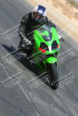 media/Apr-10-2022-SoCal Trackdays (Sun) [[f104b12566]]/Turn 7 Inside (1025am)/